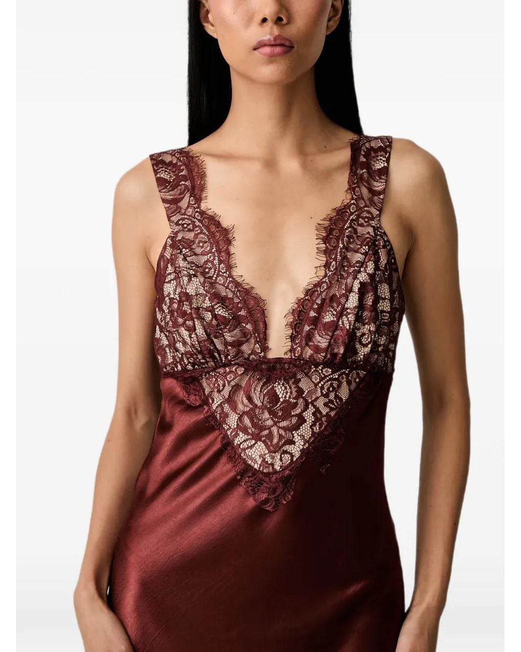 Bardot Red Robe Longue Torie En Satin À Empiècements En Dentelle