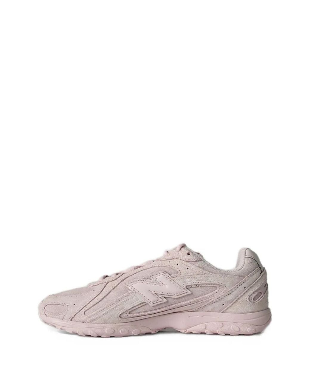 New Balance Pink 204L Sneakers