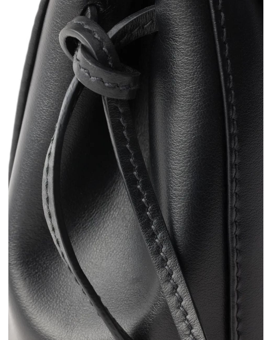 Prada Black Carry Mini-Handtasche