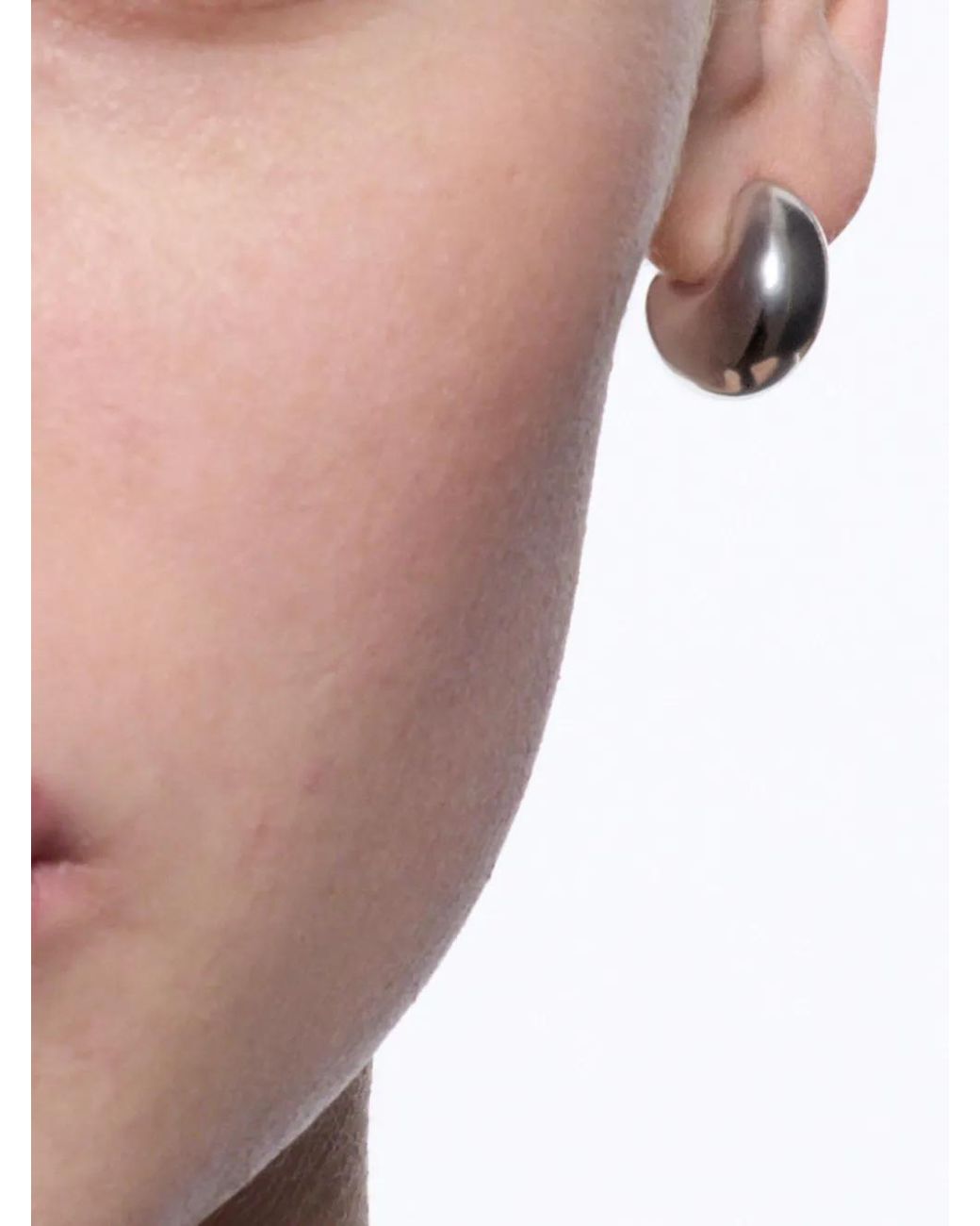 Maria Black White Tryvann Pillow Earring