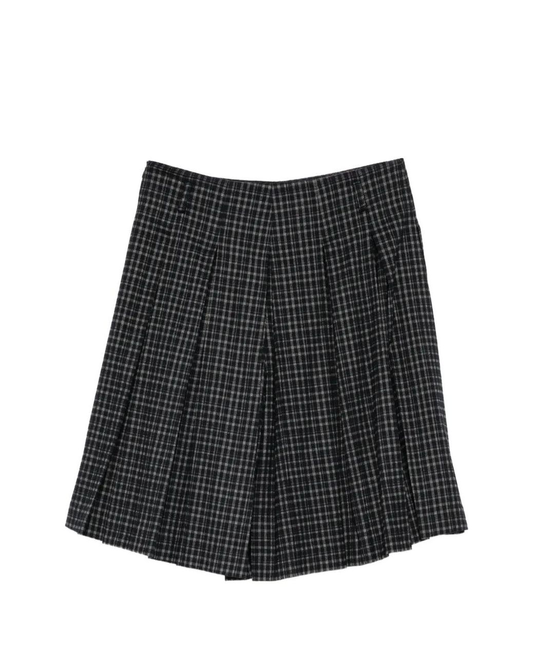 Pushbutton Black Pleated Bermuda Short