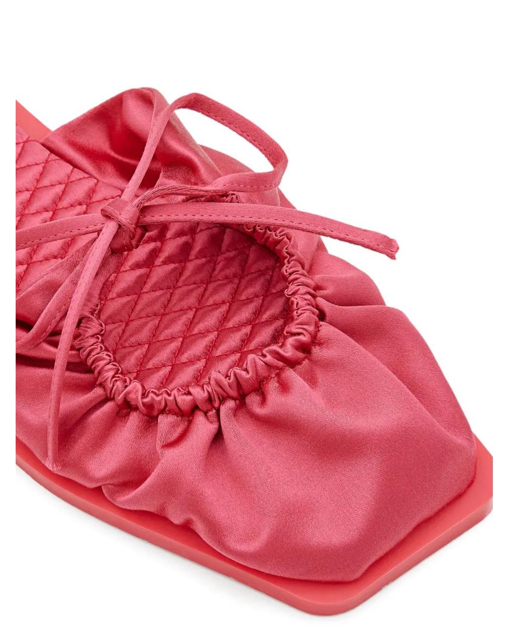Carlotha Ray Pink Flache Mules Mit Gesteppten Bändern