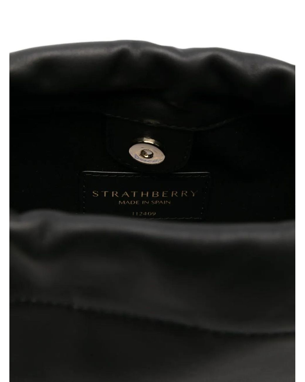 Charlotte Drawstring Soft Nappa Negro Strathberry de color Black