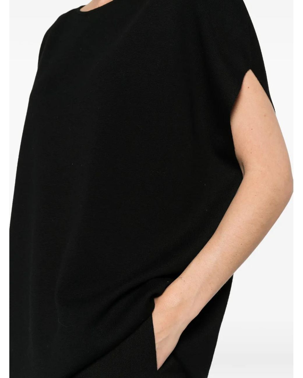 Allude Black Boat-Neck Blouse