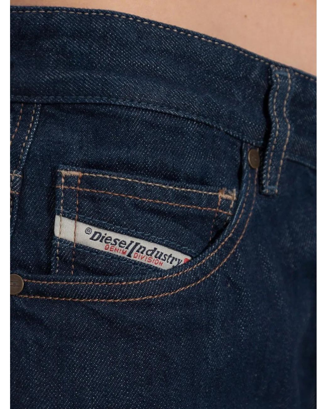 DIESEL Blue Jean D-Sent À Coupe Droite (1971)