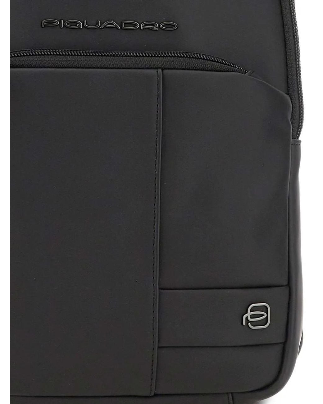 Piquadro Black Rubberised Logo-Plaque Backpack for men