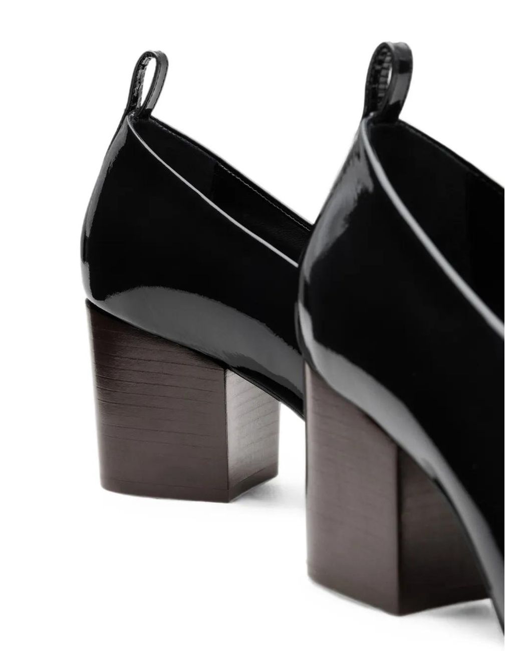 AMI Black Cow Leather Pumps