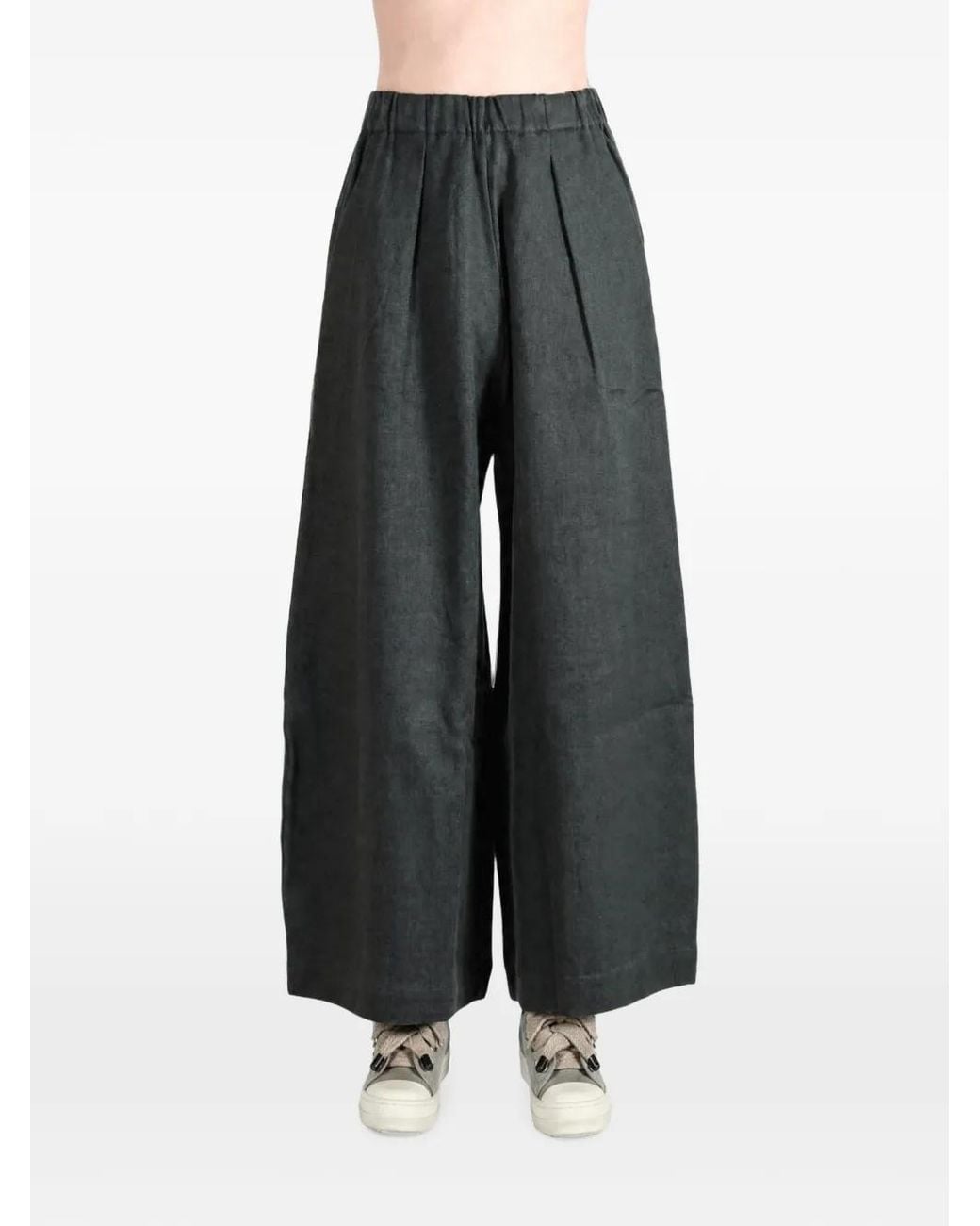 Cortana Mona Broek in het Gray