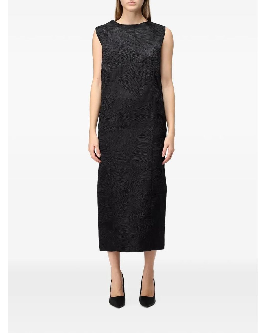 MEIMEIJ Black Plissé-Effect V-Back Dress