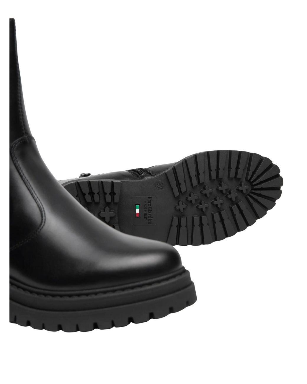 Nero Giardini Black Leather Chelsea Boots