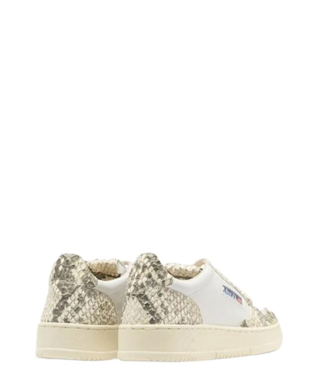 Autry White Leather Perforated Flat Shoes