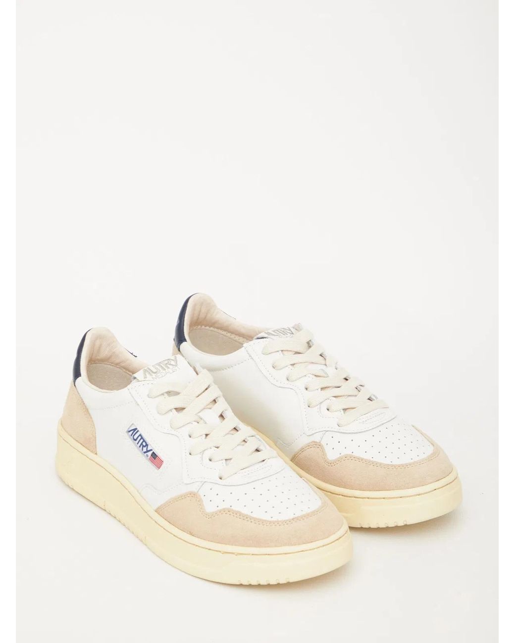 Autry Natural Medalist Low-Top Sneakers for men