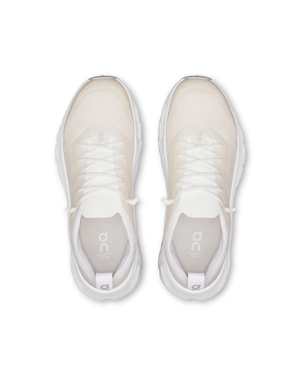 On Shoes White Cloudtilt Moon W