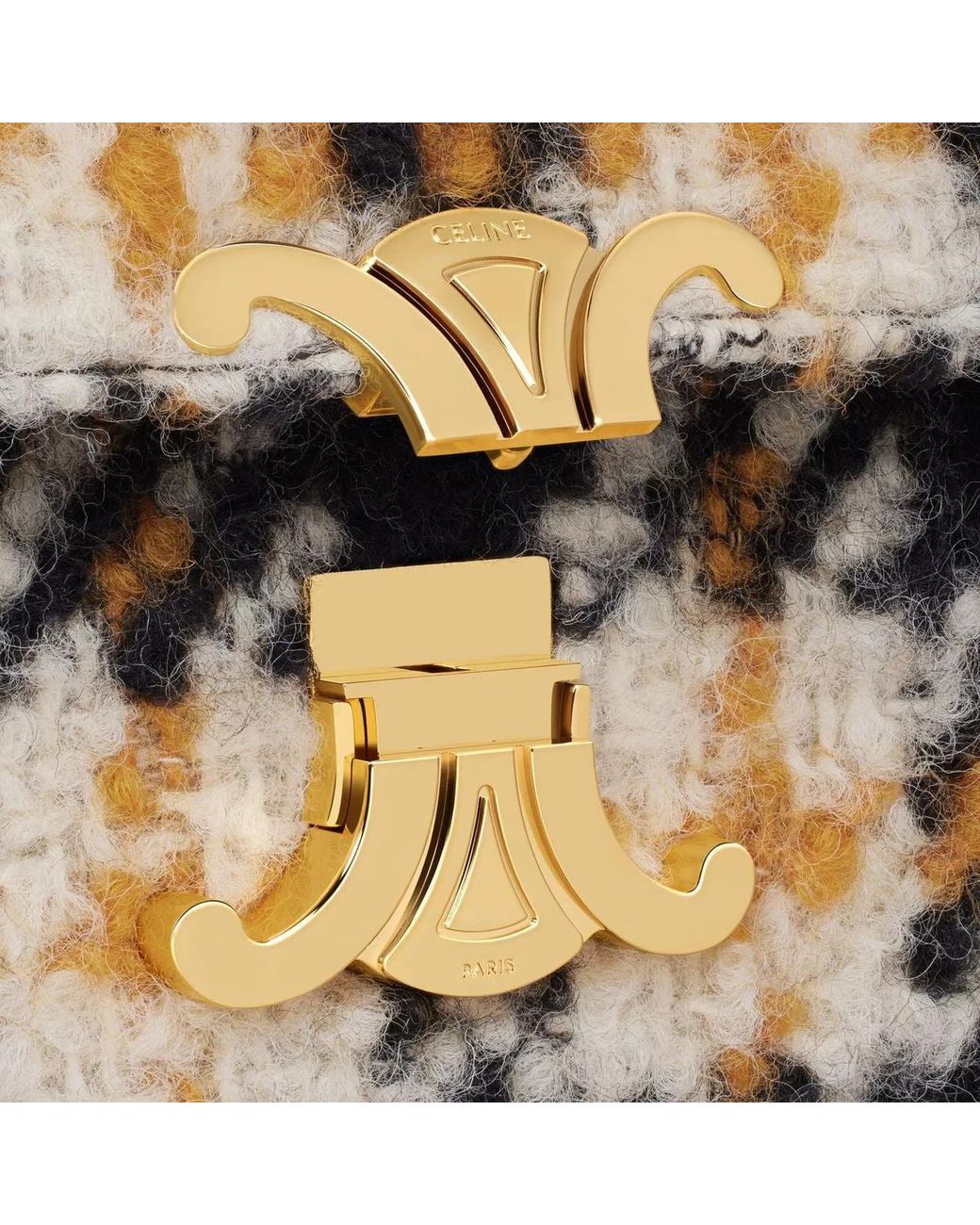 Céline Black Triomphe Shoulder Bag - Yellow/brw