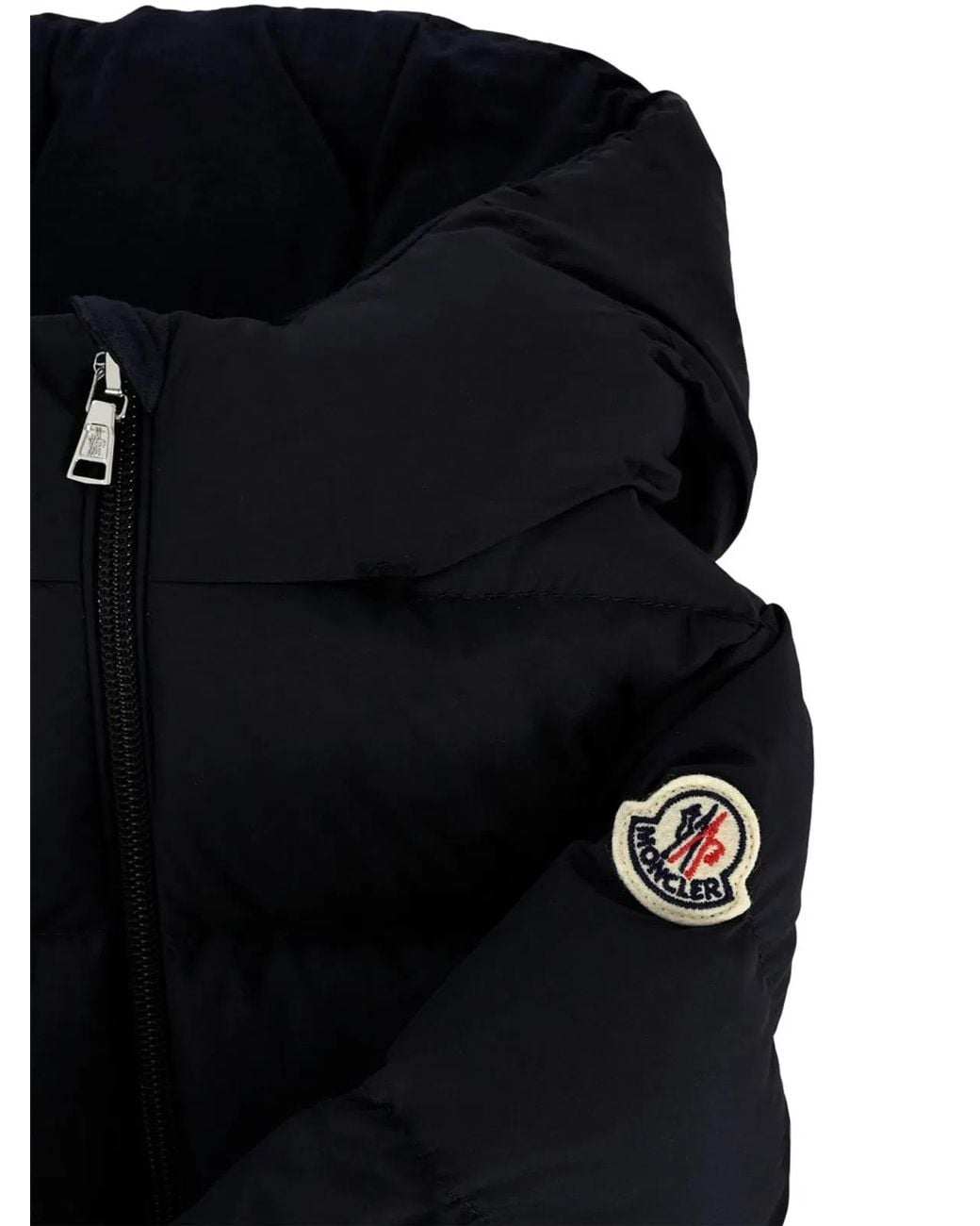 Moncler Black Jacket With Logo And Hood