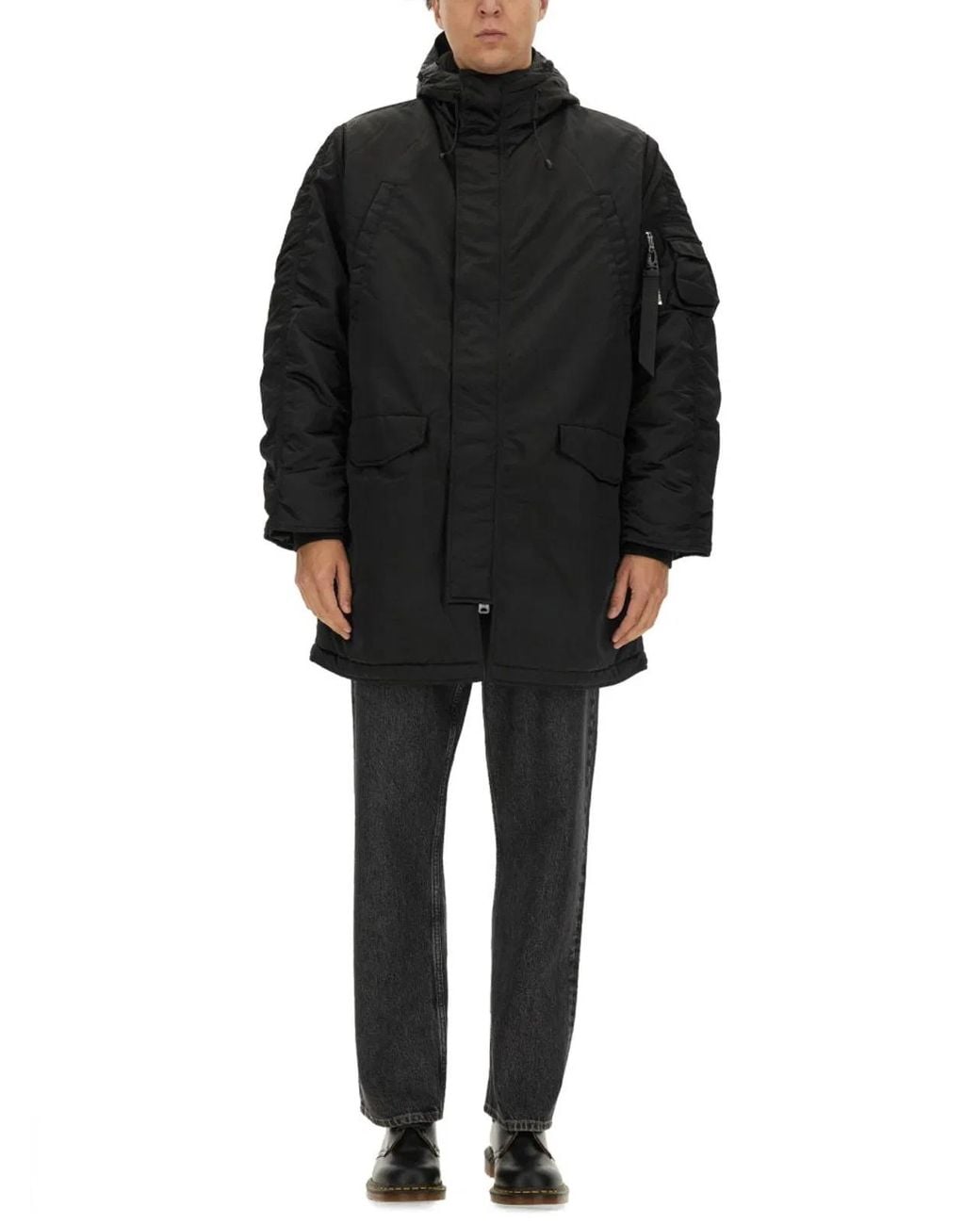 Alpha Industries Black Shell/Lining: 100% Nylon Sports Jackets
