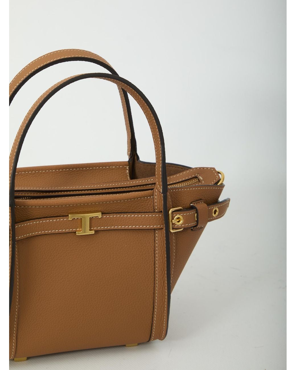 Tod's Brown Elegant And Versatile Leather Bag