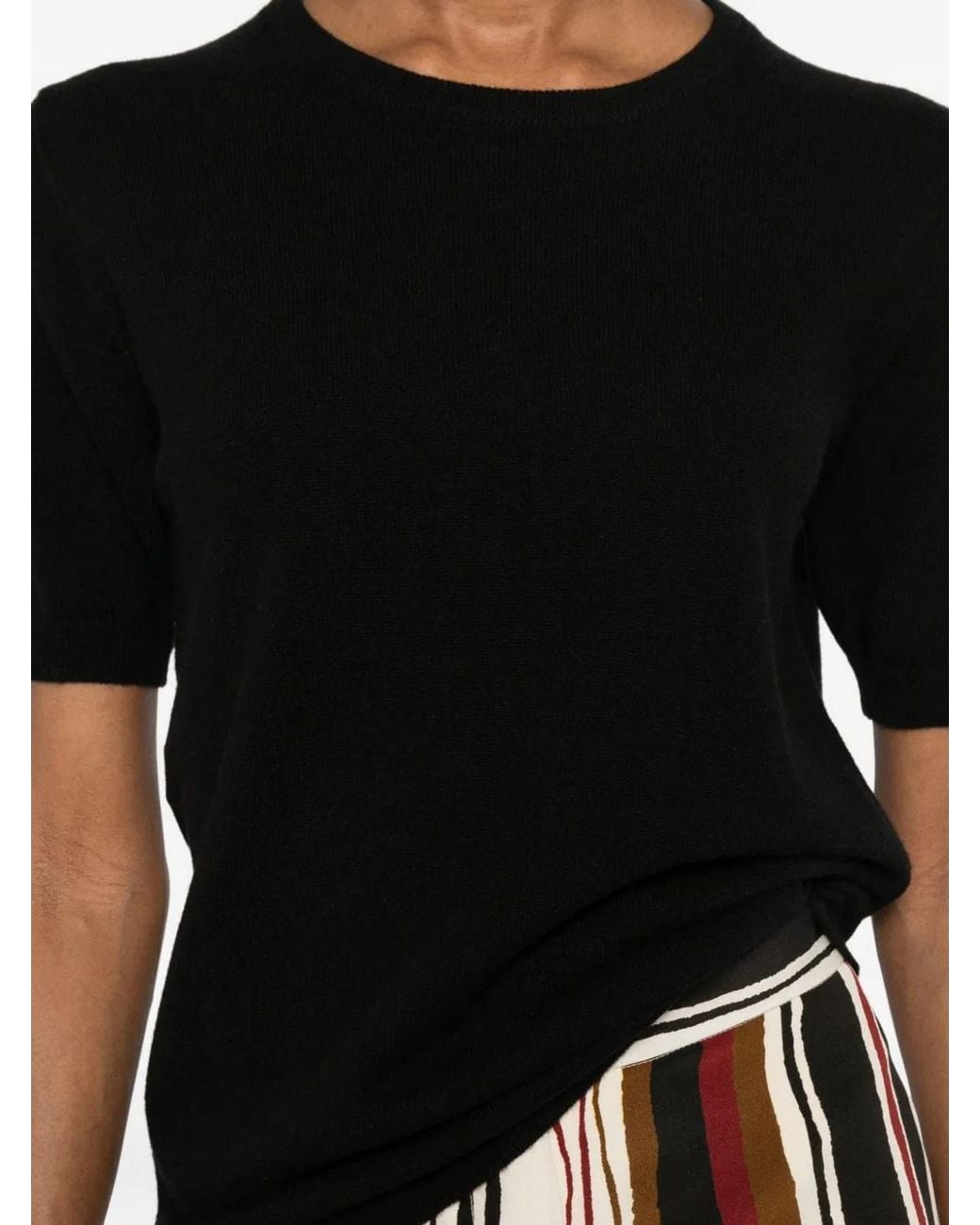 Soft Goat Black Round Neck Short Sleeves