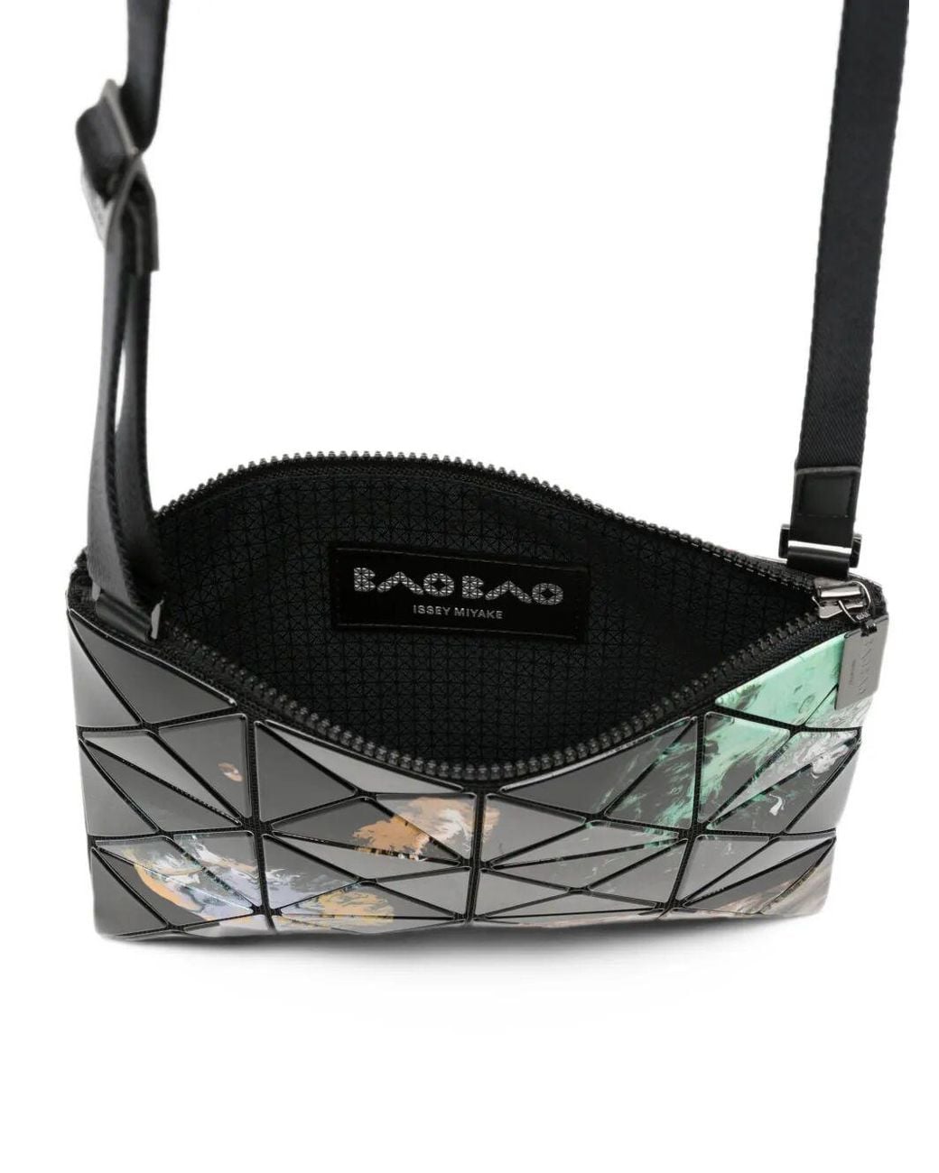 Issey Miyake White "Cosmic" Shoulder Bag 3X4