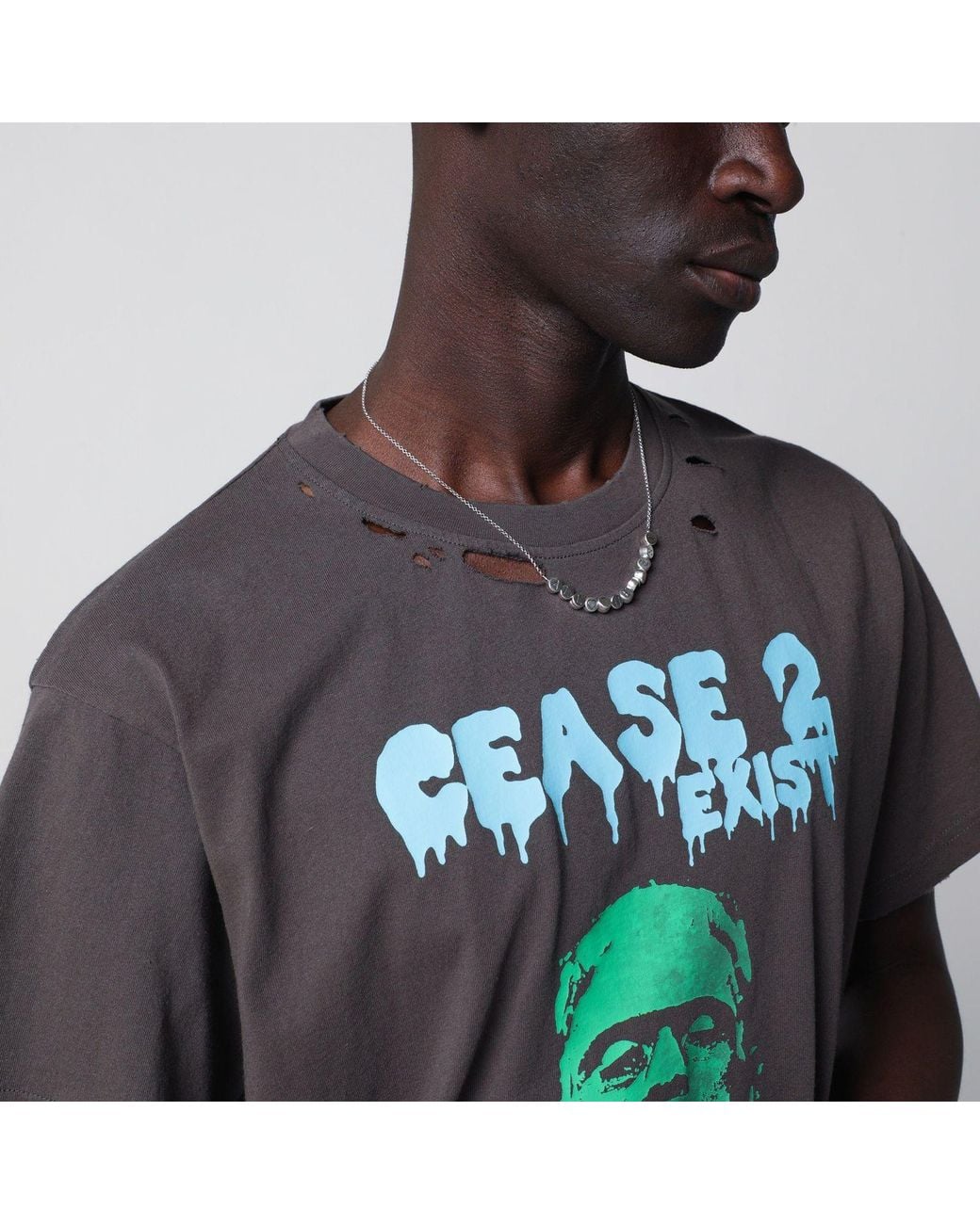DAGGER Gray Washed “Dead Or Alive” Distressed Tshirt for men