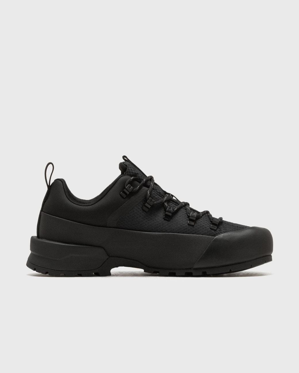 The North Face Black Glenclyffe Low Waterproof Sneaker for men