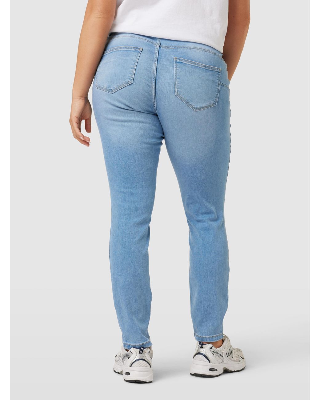 Vero Moda Curve Plus Size Skinny Fit Jeans Met 5-pocketmodel, Model 'sela'  in het Blauw | Lyst NL