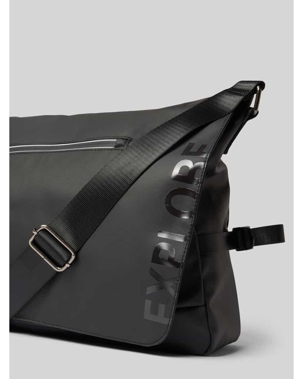 Camel Active Weekender mit Statement-Print Modell 'EXPLORE MESSENGER' in Gray für Herren
