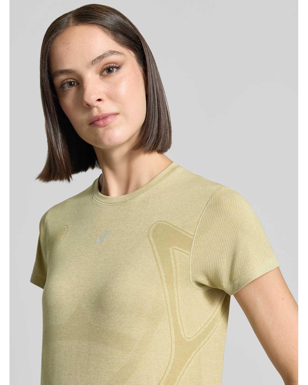 Asics T-Shirts in het Yellow