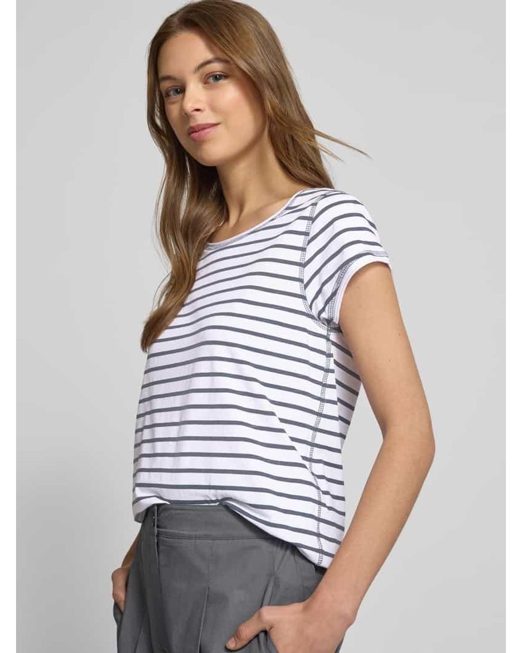 Christian Berg Women Blue T-Shirt mit Kappärmeln