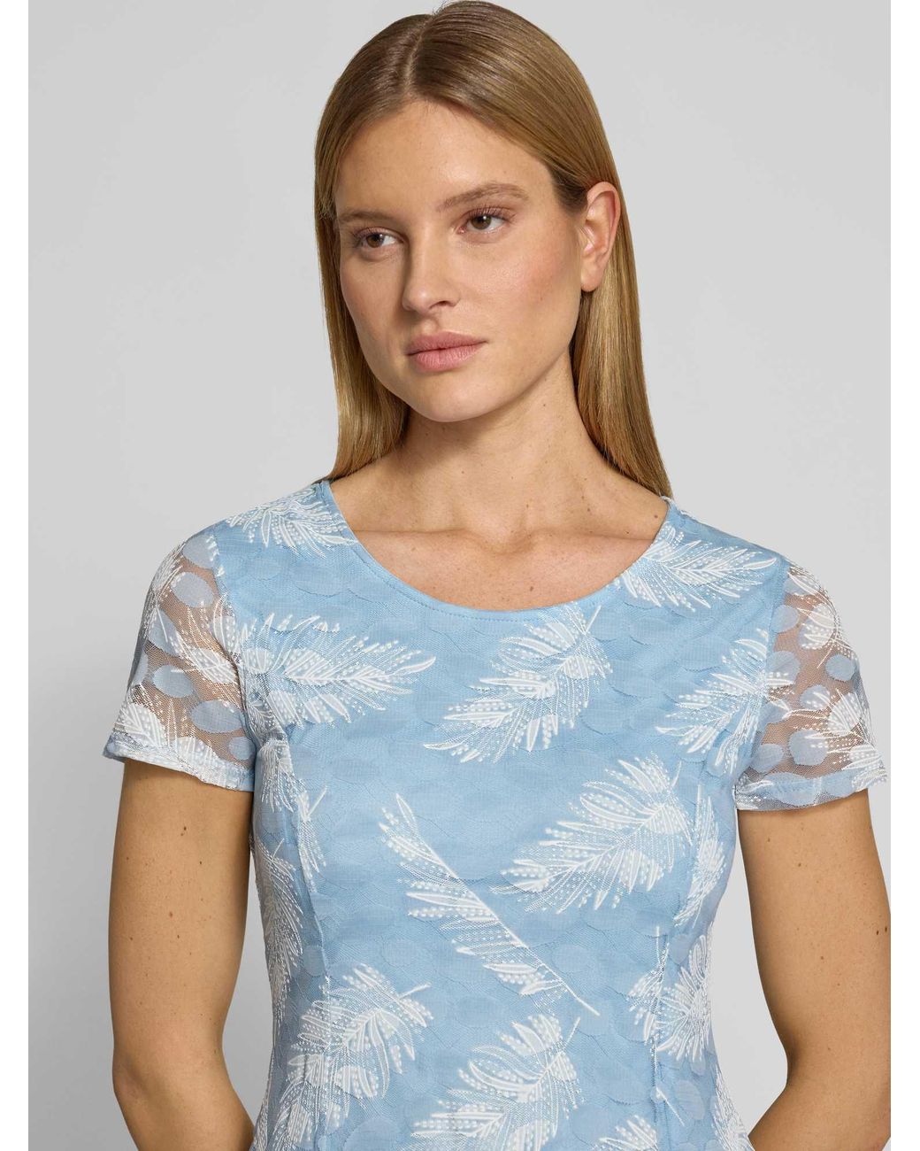 Apricot Knie-Lange Jurk Met Ronde Hals in het Blue