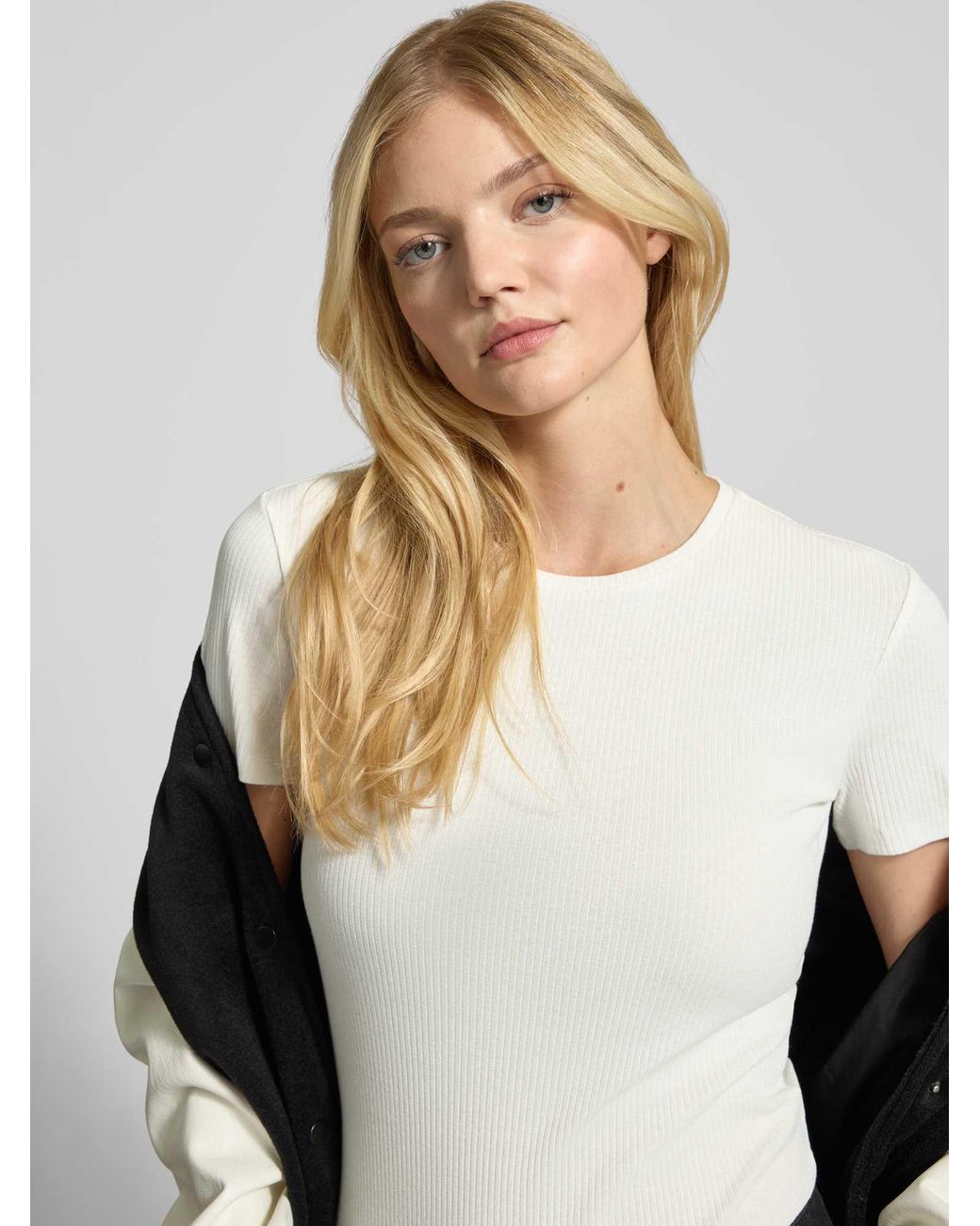 Pieces Slim Fit T-Shirt Van Katoenmix, Model 'Ruka' in het White