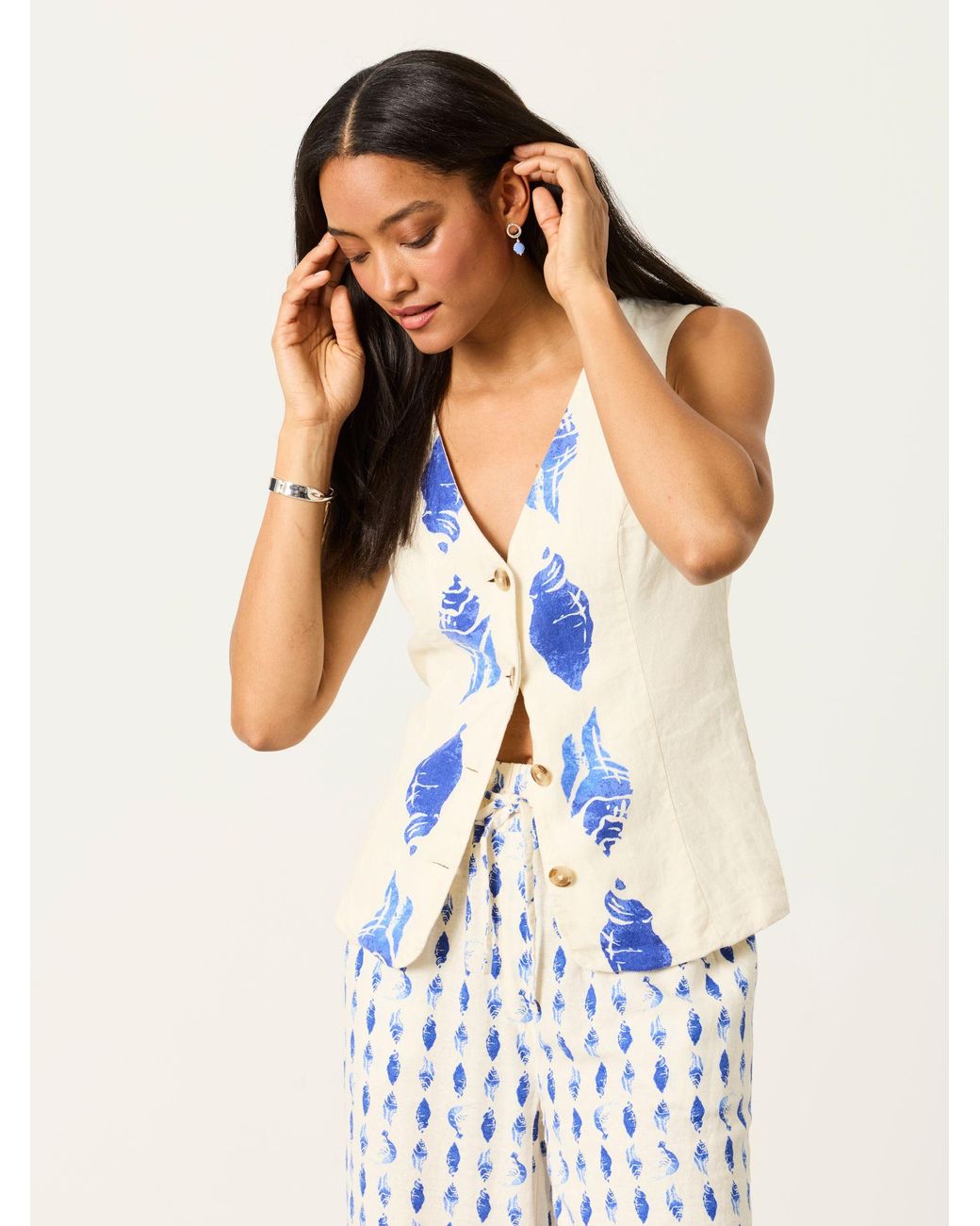 FatFace White Indie Petite Waistcoat