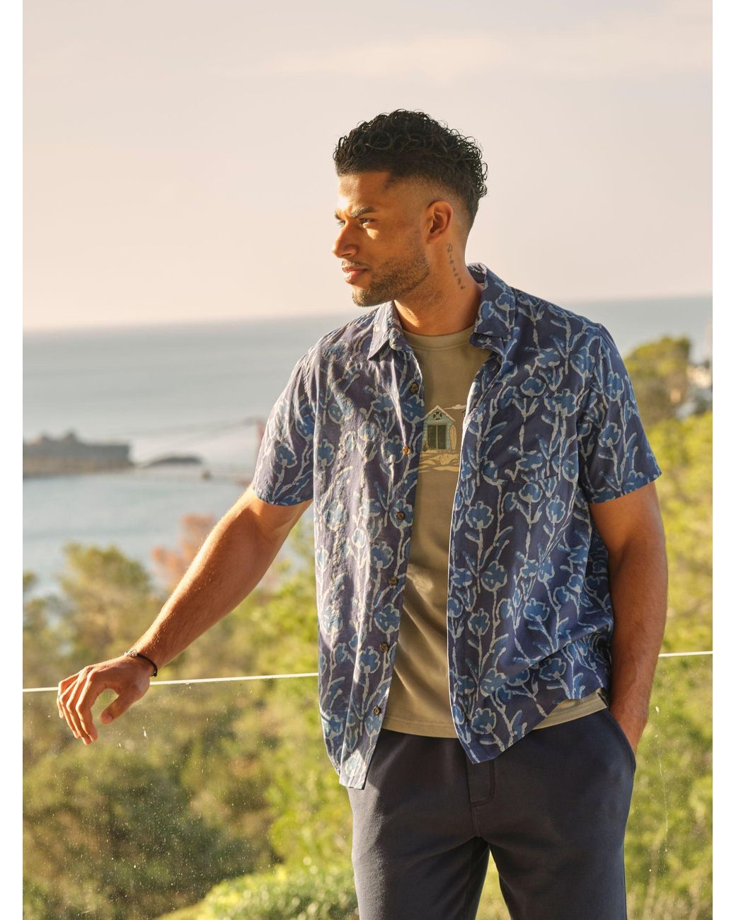 FatFace Blue Short Sleeve Sprig Print 100% Cotton Shirt for men