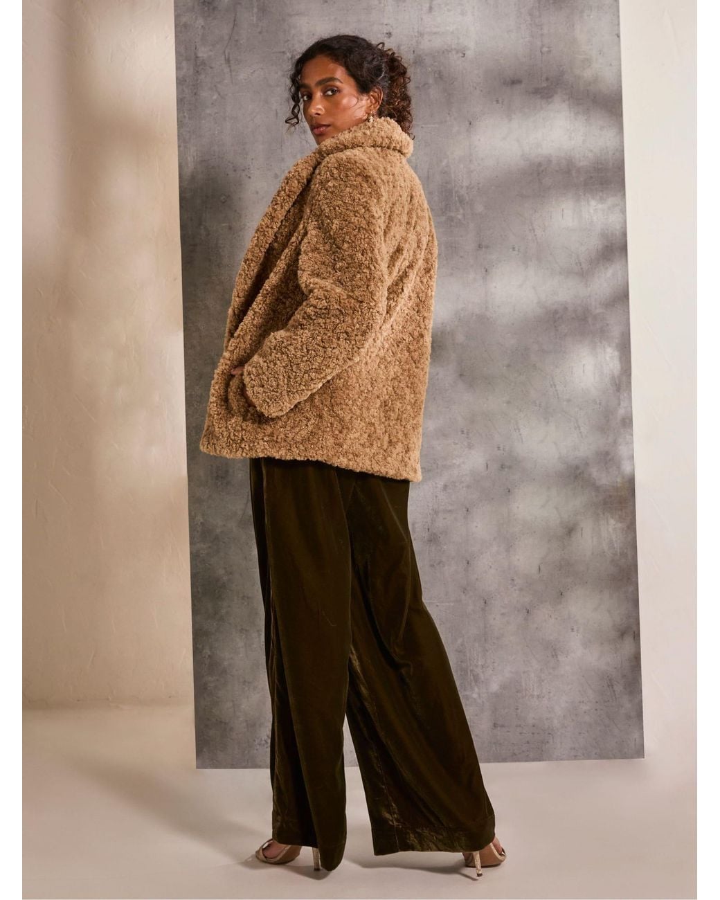 FatFace Natural Maggie Short Teddy Coat
