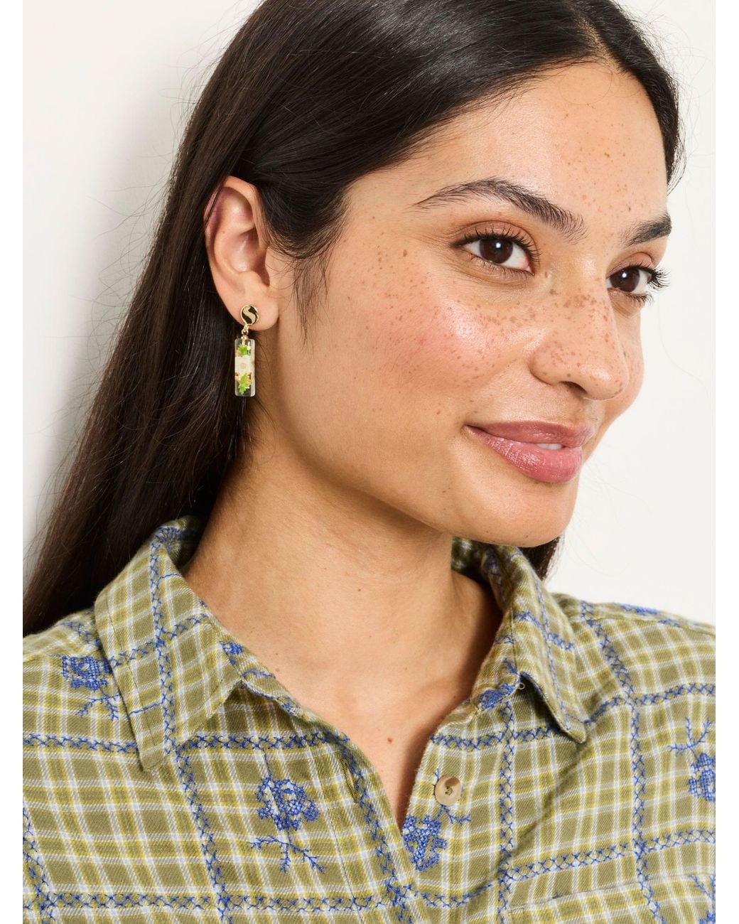 FatFace White Resin Flower Drop Earrings
