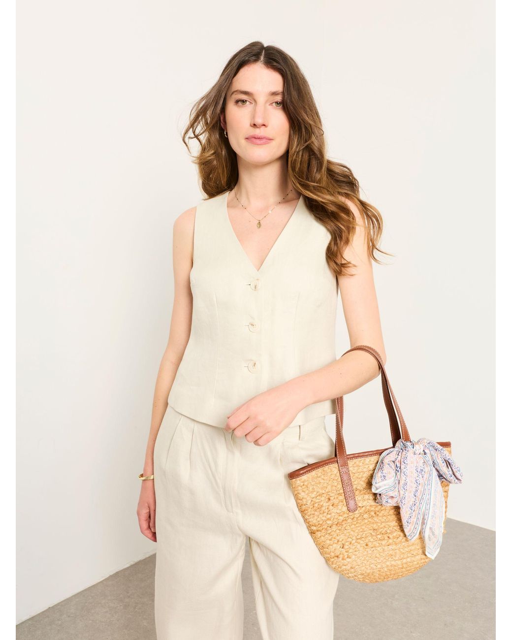 FatFace Natural Kiley Regular Linen Waistcoat