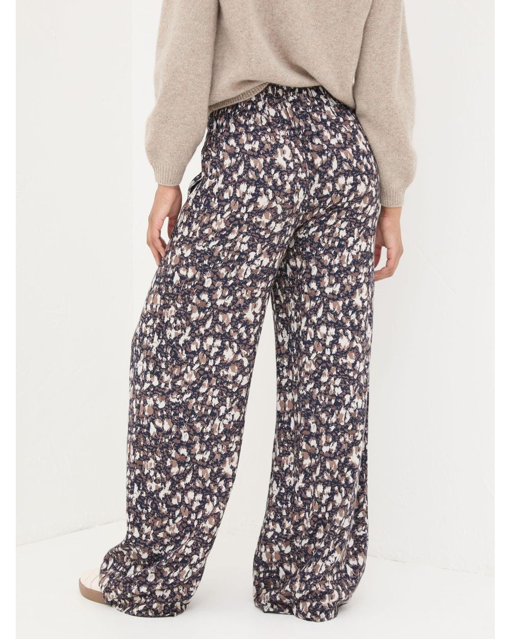 FatFace White Ines Mark Make Trousers