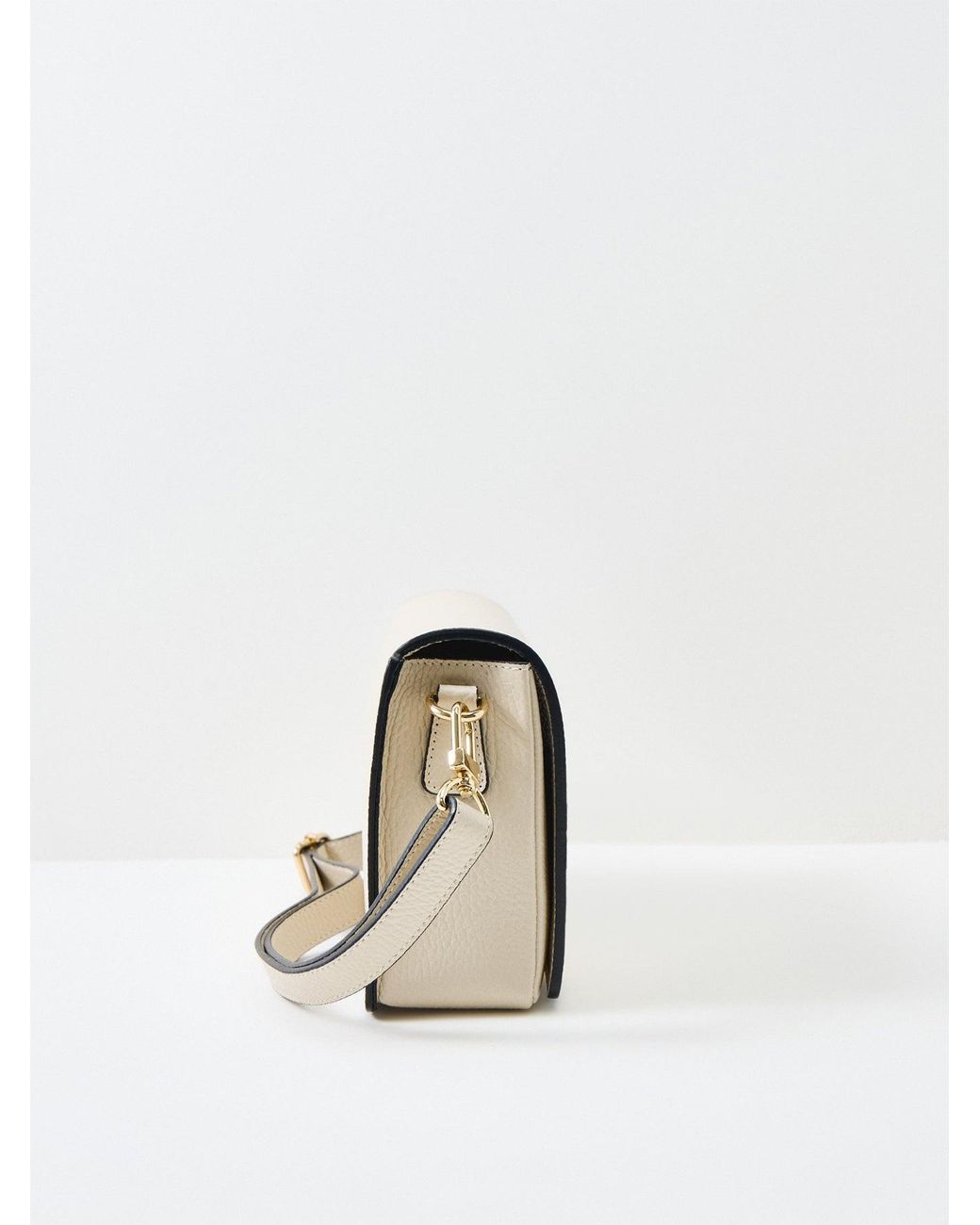 Apatchy London White Newbury Crossbody Bag Cream