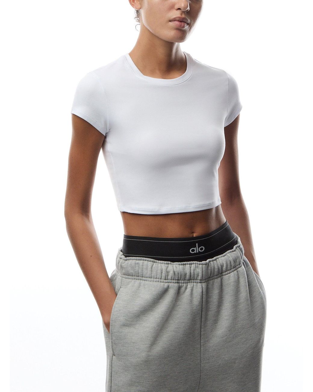 Alo Yoga Alosoft Crop Finesse Short Sleeve in White | Lyst UK