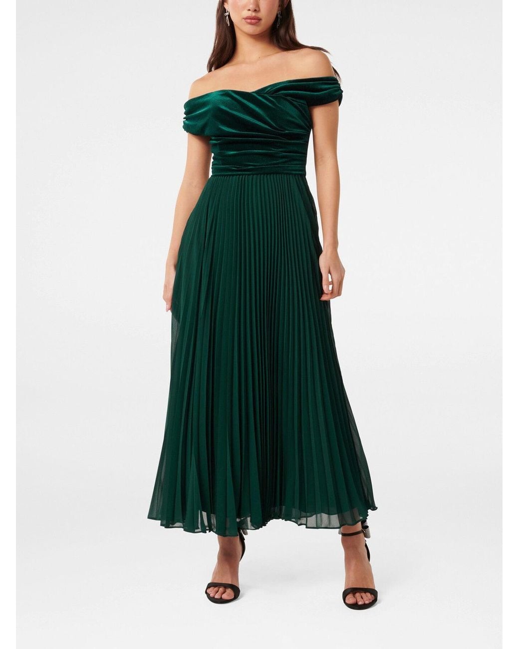 Forever New Women's Rebecca Off Shoulder Velvet Gown in Green