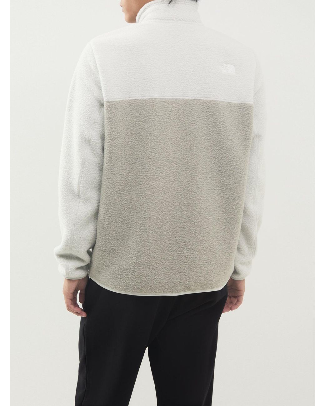 The North Face Gray Yumiori Quarter-Zip Fleece for men