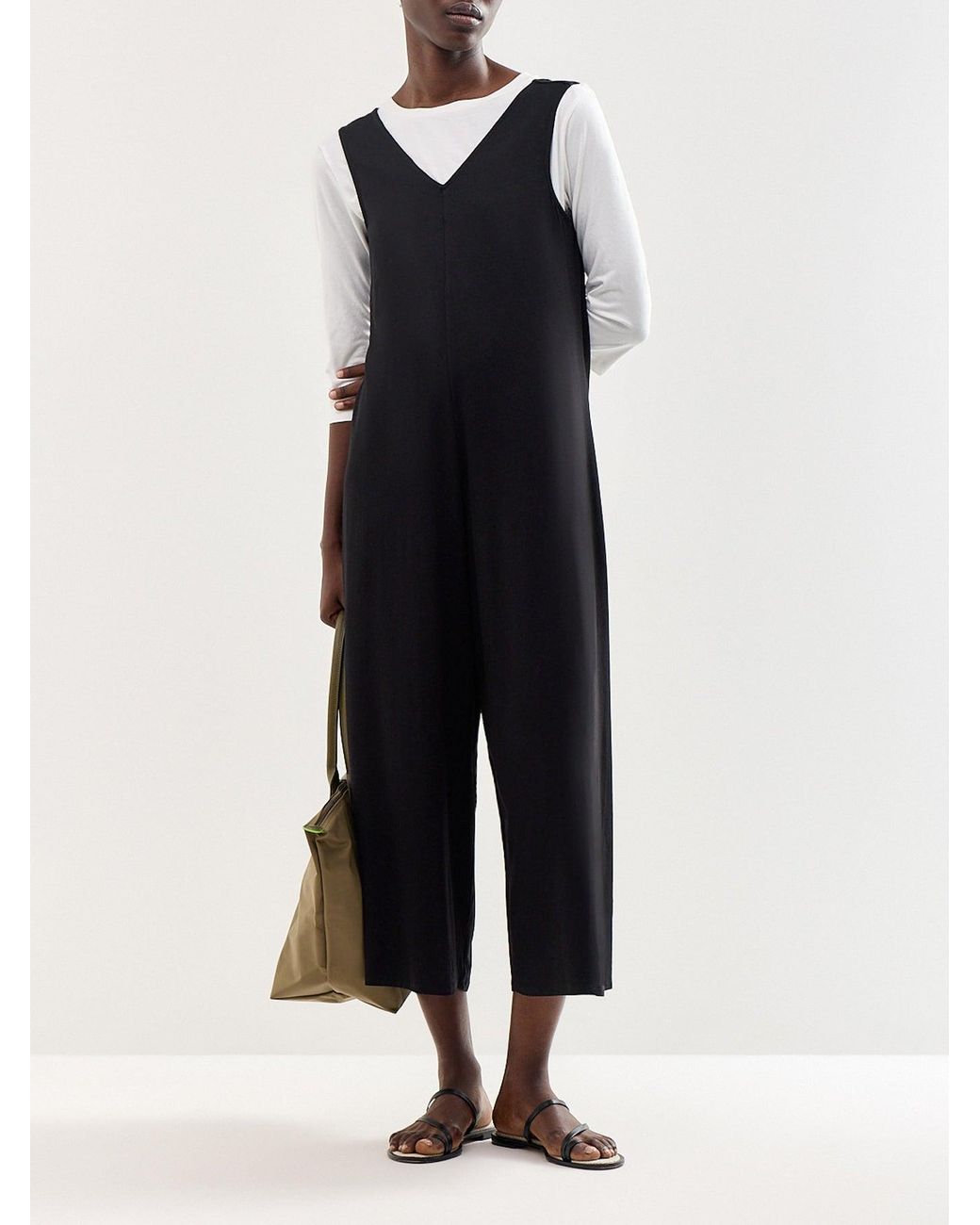 roandzo Black V-Neck Jersey Jumpsuit