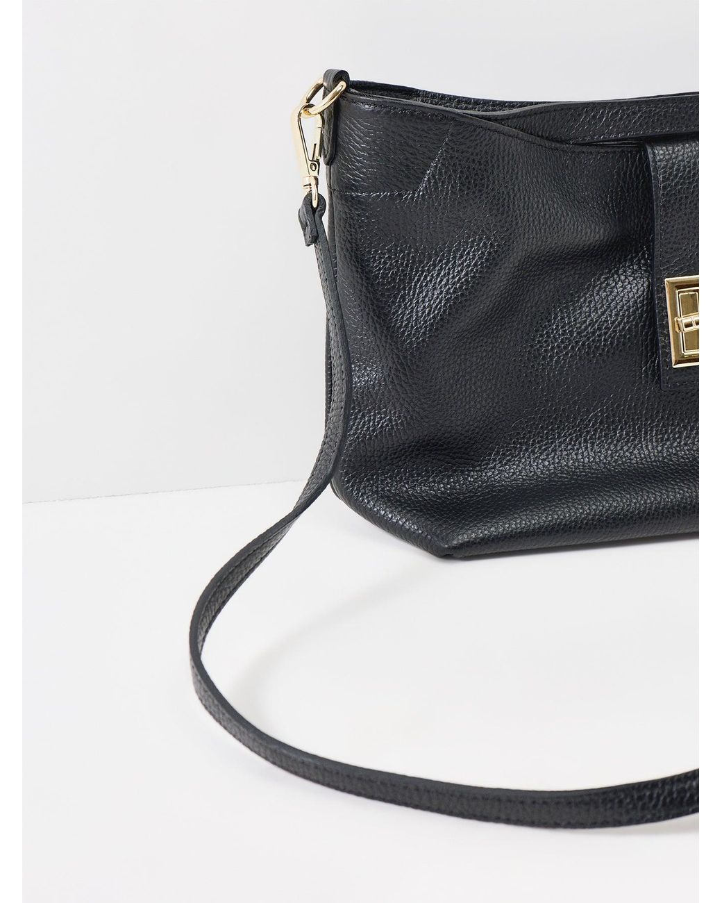 Marlon Black Clarity Medium Shoulder Bag