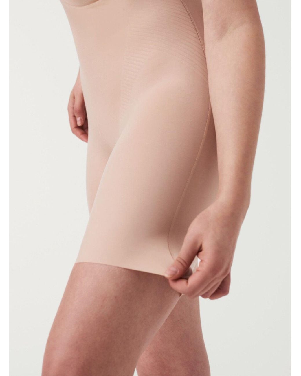 Spanx White Women's Thinstincts 2.0 Open Bust Thigh Bodysuit