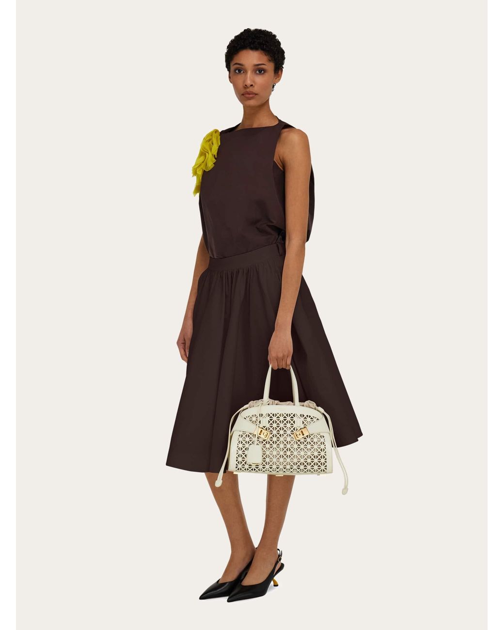 Ferragamo Natural Hug Handbag (M)