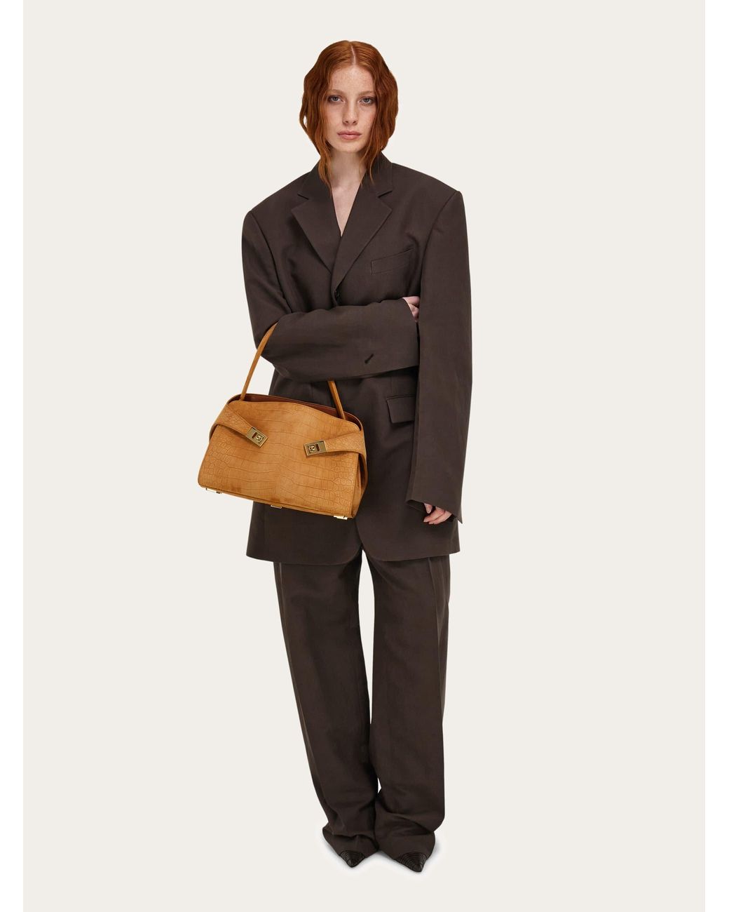 Ferragamo Natural Hug Soft Shoulder Bag (M)
