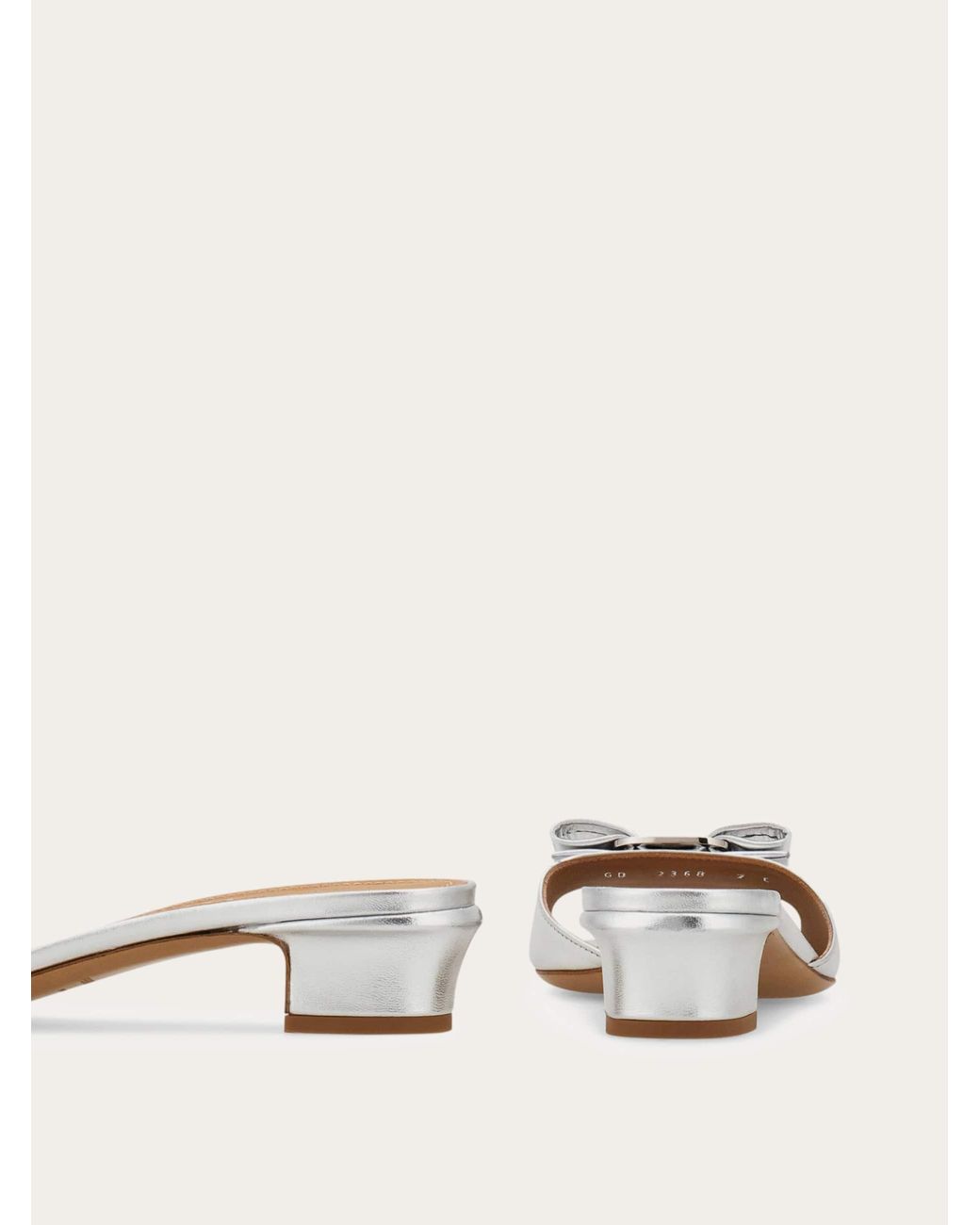 Ferragamo Natural Vara Bow Slide .5