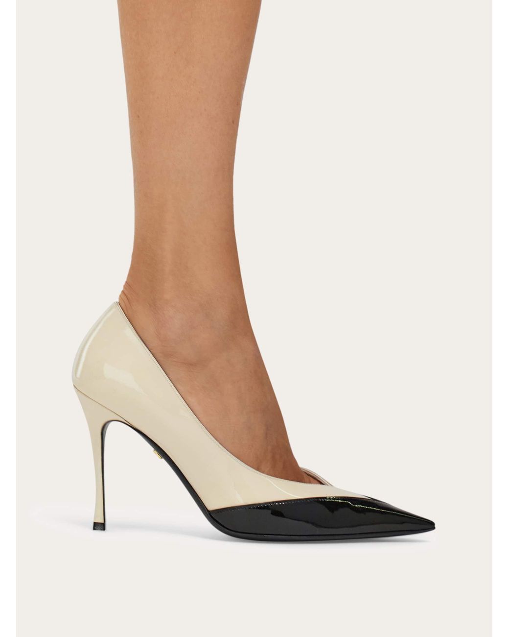 Ferragamo Natural Bicolor Pump .5