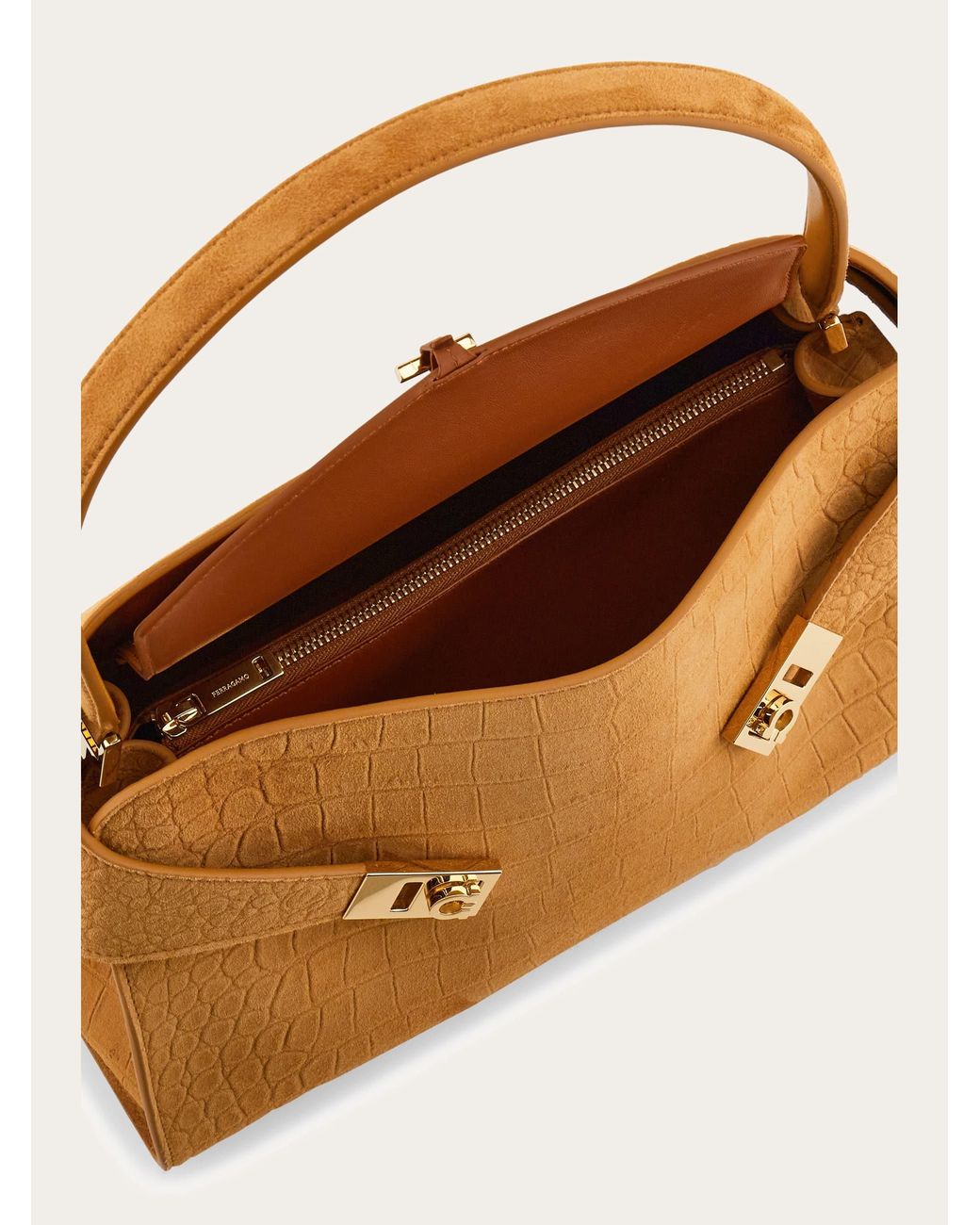 Ferragamo Natural Hug Soft Shoulder Bag (M)
