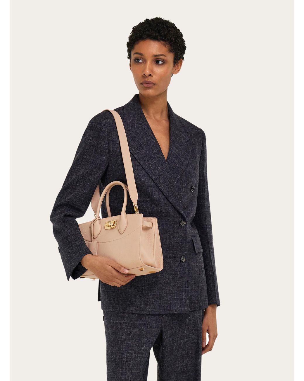 Ferragamo Natural New Studio Soft Bag (M)
